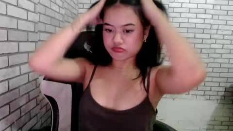 hoelyfloryn online show from 03-24-26, 01:16