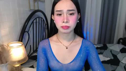 hoelymolly online show from 05-14-26, 05:58