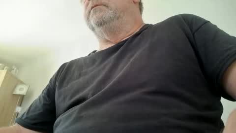 Snapshot of hofnung chatting on 06-21-26, 01:57 hofnung online show from 06-21-26, 01:57