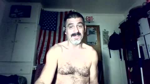 Snapshot of hoglegg99384194 chatting on 09-26-25, 09:13 hoglegg99384194 online show from 09-26-25, 09:13