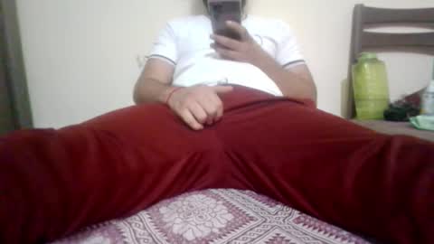 Snapshot of holaalaa123 chatting on 10-29-25, 05:25 holaalaa123 online show from 10-29-25, 05:25