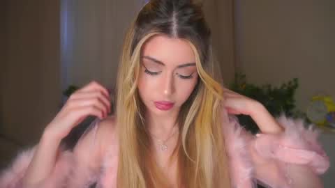 Moni Monica online show from 04-27-26, 08:01