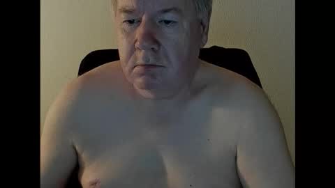 Holger online show from 10-18-25, 02:51