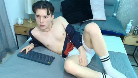 Holland online show from 04-01-26, 01:41