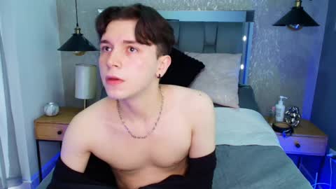 Holland online show from 04-09-26, 01:16