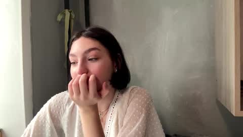 Snapshot of hollisguerrette chatting on 03-10-26, 05:23 Sofia online show from 03-10-26, 05:23