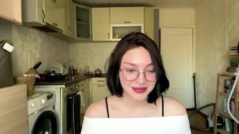 Sofia online show from 04-26-26, 05:05