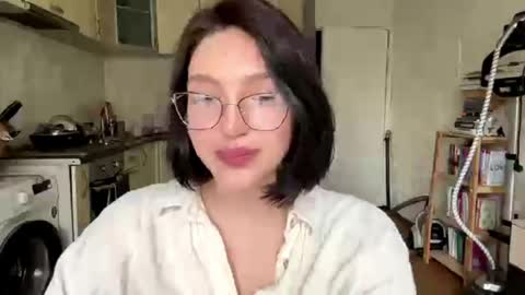 Sofia online show from 04-27-26, 05:27