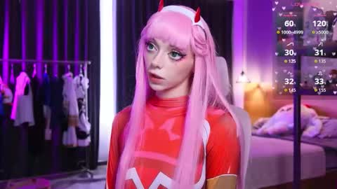 Snapshot of holliwould_ chatting on 02-20-26, 09:21 Holli online show from 02-20-26, 09:21