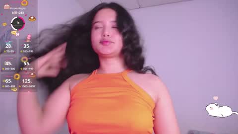 Snapshot of holly_16 chatting on 01-25-25, 02:47 holly_16 online show from 01-25-25, 02:47