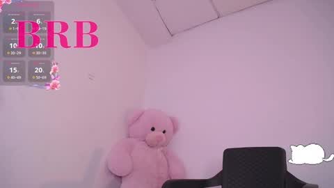 Snapshot of holly_16 chatting on 02-14-25, 07:23 holly_16 online show from 02-14-25, 07:23