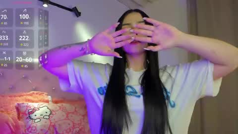 Snapshot of holly_444 chatting on 03-22-26, 02:15 Once online show from 03-22-26, 02:15