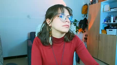 Holly and Honey online show from 04-23-26, 10:56