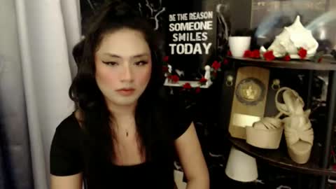 holly_maria69 online show from 02-12-26, 12:11