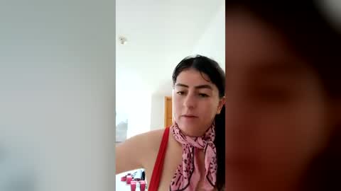 holly    online show from 07-08-26, 08:13