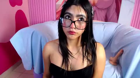 Holly Wastson online show from 06-27-26, 04:17