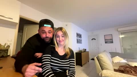 Snapshot of hollyandelon chatting on 11-11-25, 09:48 hollyandelon online show from 11-11-25, 09:48