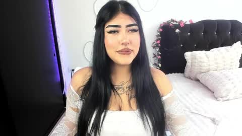 Holly online show from 04-01-26, 04:37