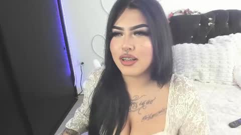 Holly online show from 04-20-26, 07:04