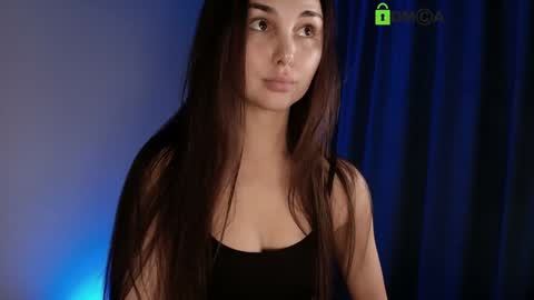 hollyextra online show from 02-25-26, 03:54