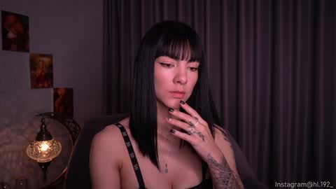 Holly Linder online show from 01-22-25, 02:04