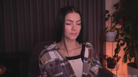 Holly Linder online show from 10-12-25, 02:10