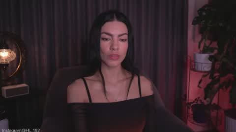 Holly Linder online show from 04-29-26, 02:26