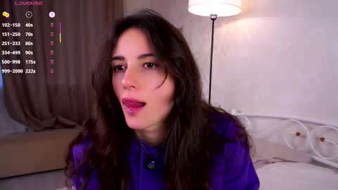 Snapshot of hollymonica chatting on 11-02-25, 05:32 Delly online show from 11-02-25, 05:32