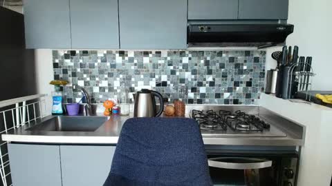 hollyshit_ online show from 10-09-25, 09:13