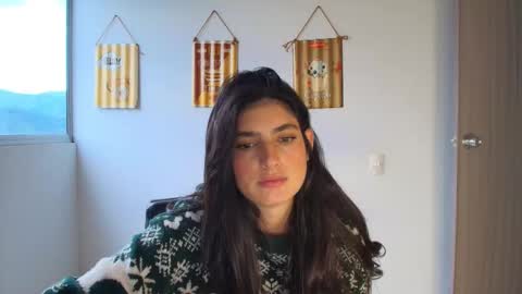 hollyshit_ online show from 02-04-26, 10:58