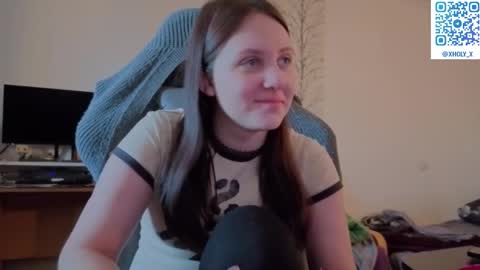 Kviki online show from 02-04-26, 03:12