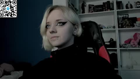 holy_mistresss online show from 01-18-26, 11:03