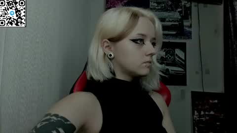 Snapshot of holy_mistresss chatting on 07-22-26, 08:06 holy_mistresss online show from 07-22-26, 08:06