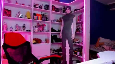 Snapshot of holy_rumi chatting on 03-21-26, 12:54 Rumi online show from 03-21-26, 12:54