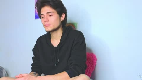      online show from 04-16-26, 06:58