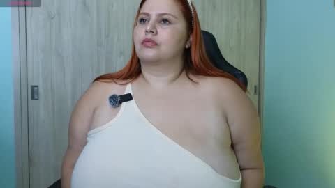 Snapshot of holybeauty_ chatting on 05-02-26, 01:10 Jam online show from 05-02-26, 01:10