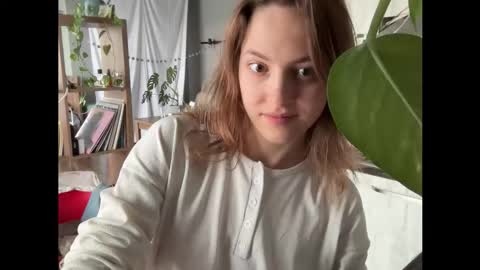 dori not holy get my tg channel with link from description under last photo online show from 01-12-26, 12:10