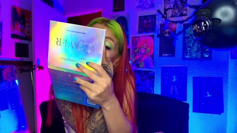   online show from 12-01-24, 11:58