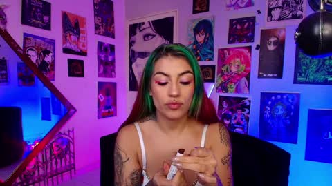   online show from 02-03-25, 07:21