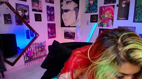   online show from 02-09-25, 07:52