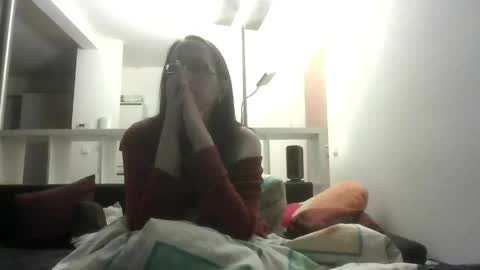Snapshot of holyhotwife86 chatting on 04-24-26, 09:01 HolyHotwife online show from 04-24-26, 09:01