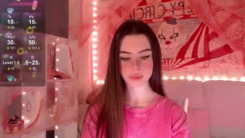 Mia online show from 11-01-25, 03:52