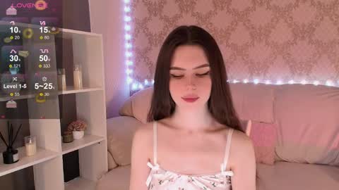 Mia online show from 04-06-26, 04:46