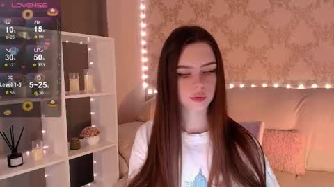 Mia online show from 07-05-26, 03:45