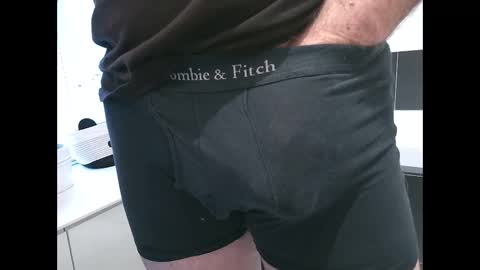 Snapshot of hom2022 chatting on 01-19-25, 08:29 Hom2022 online show from 01-19-25, 08:29