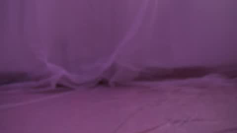 honeeeey_ online show from 11-10-25, 09:47