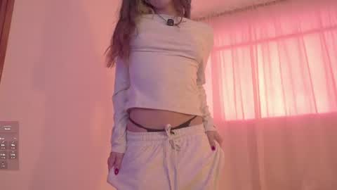 honeeeey_ online show from 06-12-26, 10:30