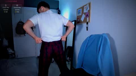 Andrew online show from 01-11-26, 07:35