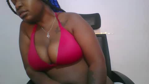 honey_beb online show from 10-15-25, 05:18