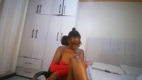 honey drop online show from 04-24-26, 08:11